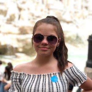 Meet your Posher, Emma